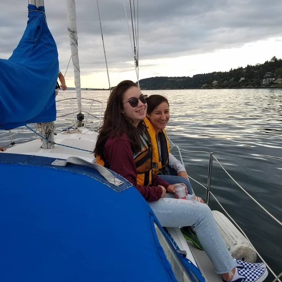 Meet your Posher, Riley - Picture 2 of 2